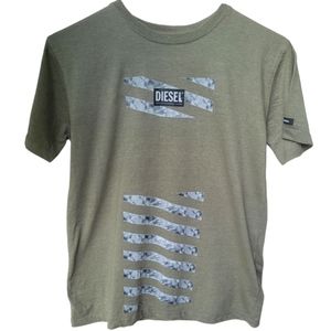 Diesel T-Shirt  Size L 14-16 (Boys)